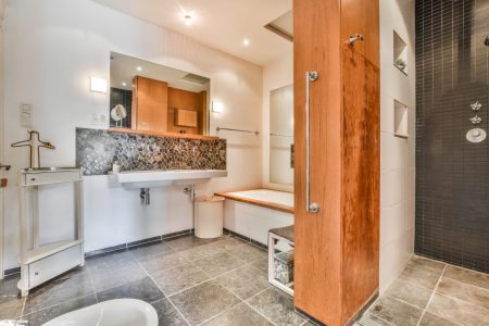 EMF 3elegant-bathroom-design-2025-02-10-01-36-55-utc modern bathroom